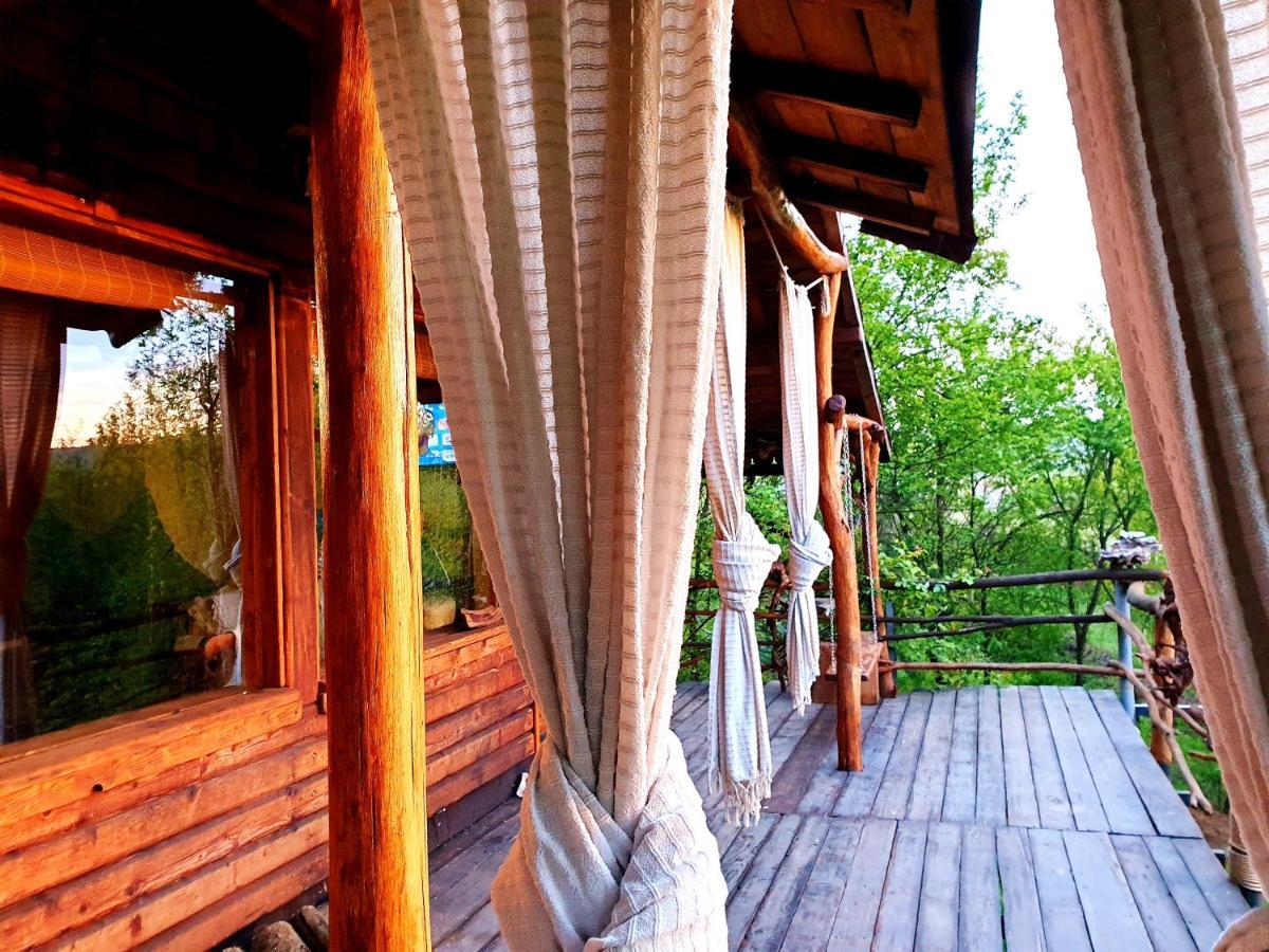 Mystically Wood House In The Forest Carjari Ngoại thất bức ảnh